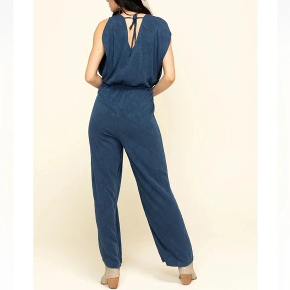 Ariat Blue Jumpsuit Sleevless VNeck Top Size Large - Picture 4 of 16